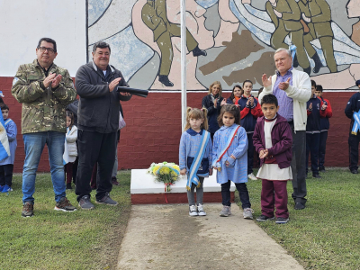 Malvinas: Acto Oficial por la Afirmación de Derechos sobre las Islas y Espacios Circundantes + Nuevas Obras