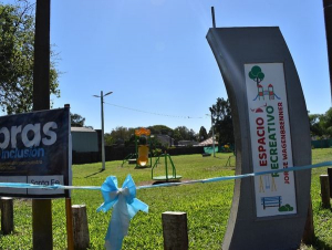 El Municipio Estuvo Presente en la Inauguración del Nuevo Espacio Recreativo &quot;JORGE WAGENBRENNER&quot; en Vecinal Pedroni